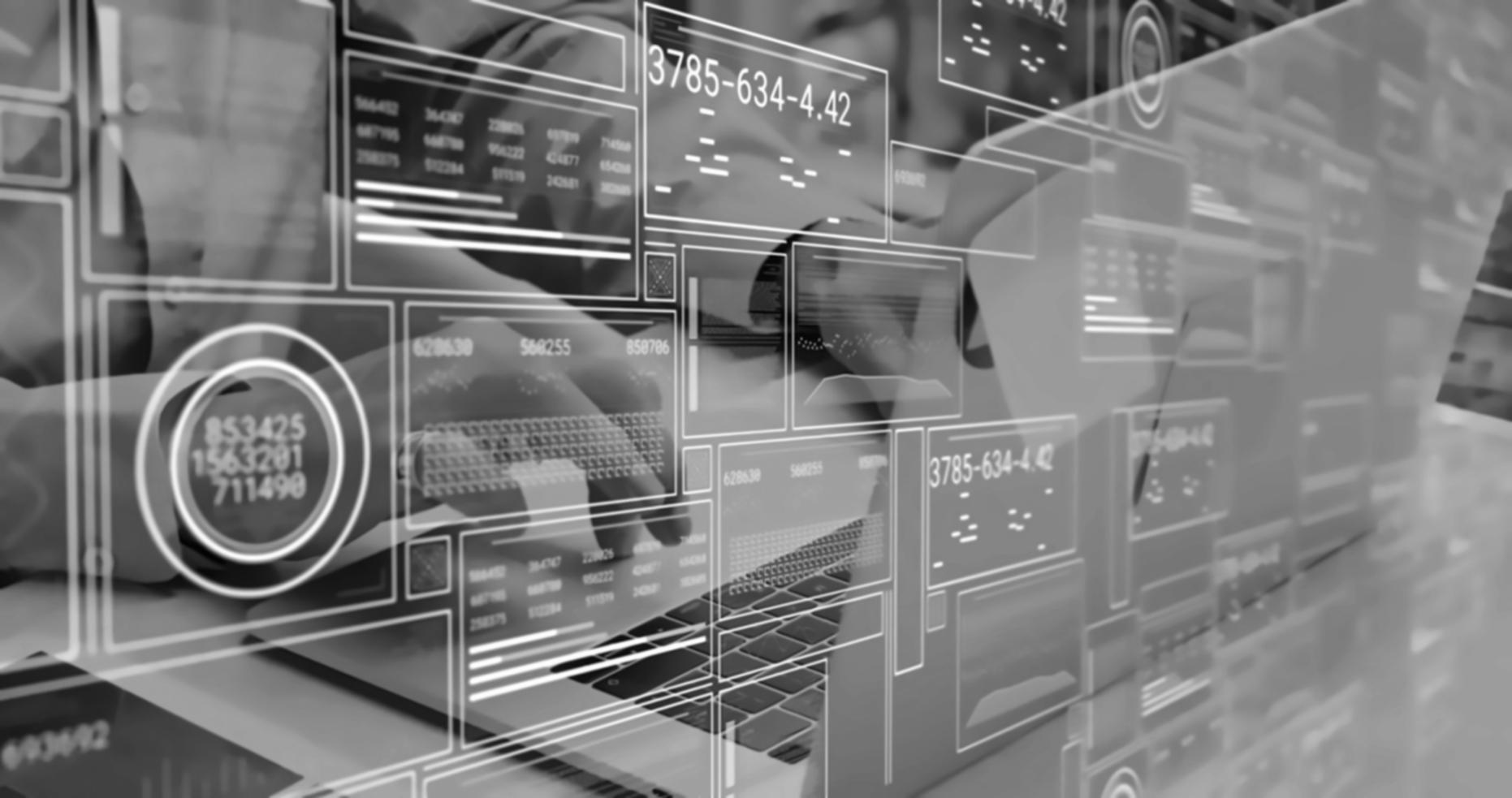 Estudiante trabajando en desarrollo Flutter en entorno online
